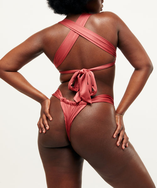 Model wearing Luciana set in Mahogany 